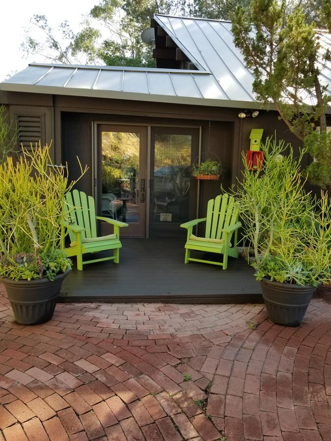 פולברוק Rainbow Guest House מראה חיצוני תמונה